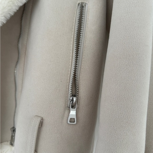 Beige Faux Shearling Aviator Jacket / Oversized Sherpa Lined Coat - Picture 3 of 6